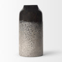 Mercana Emu 5.2" x 5.2" x 10.1" Glass Vase