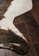 Beige / Brown / 6'-2" x 8'
