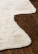 Ivory / 6'-2" x 8'